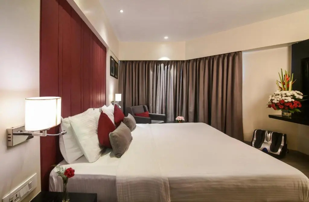 Hotel Suncity Residency