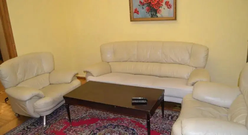 Apartment on Teryan Street