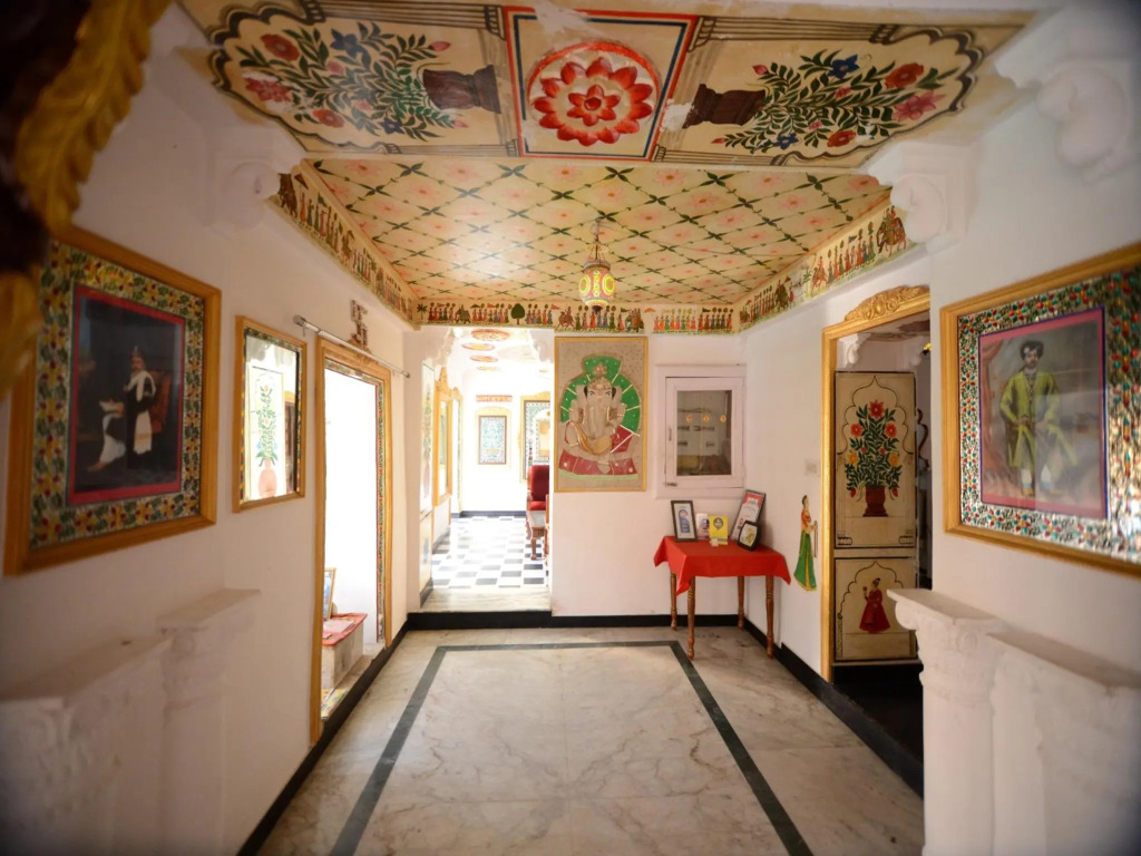 Anjani Hotel