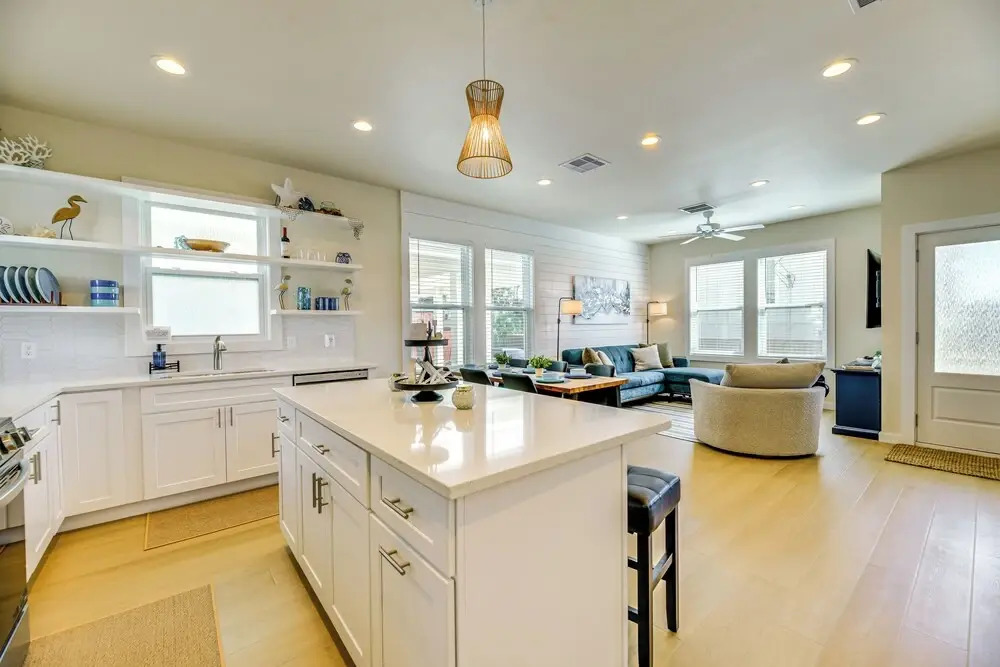 1 Mi to Beach: Home w/ Pool Access in Port Aransas