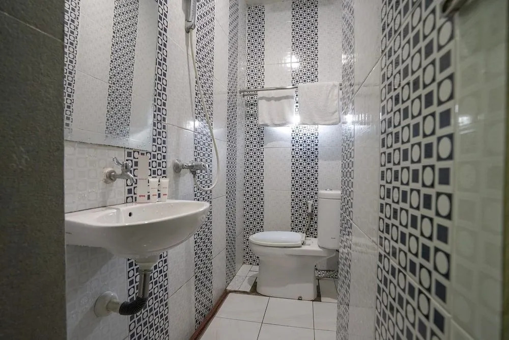 OYO 1495 Hotel Lendosis