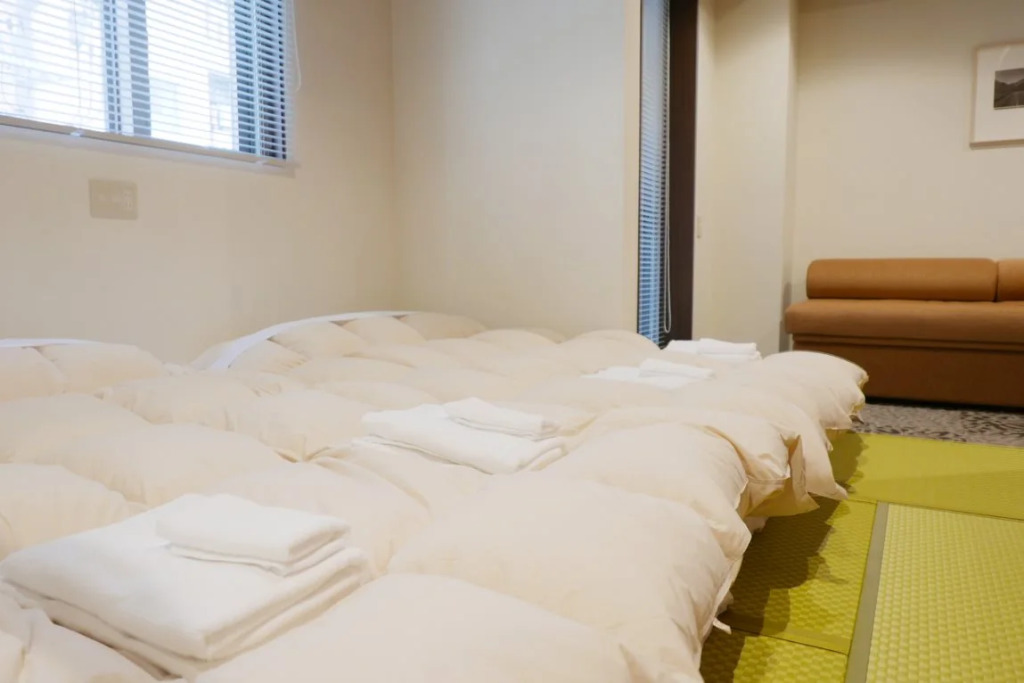 Leisurely Home Namba