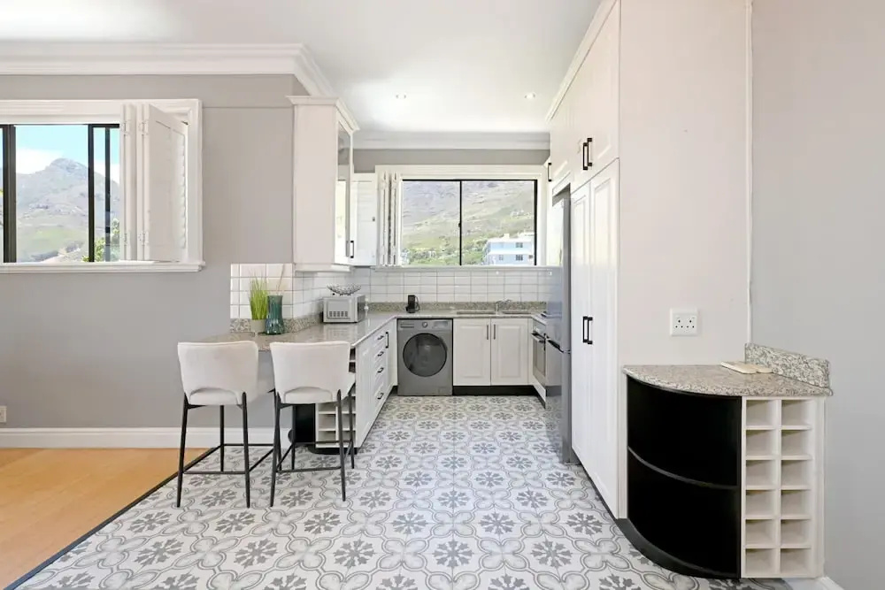 Two Bed Table Mountain Spacious
