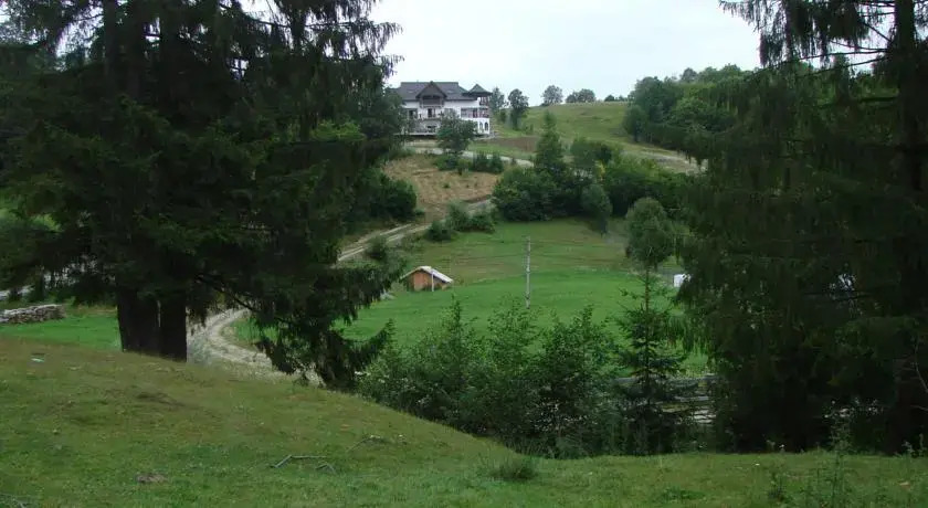 Casa de vacanta La conac