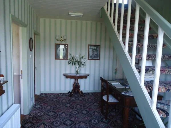 Heather Lodge Country House