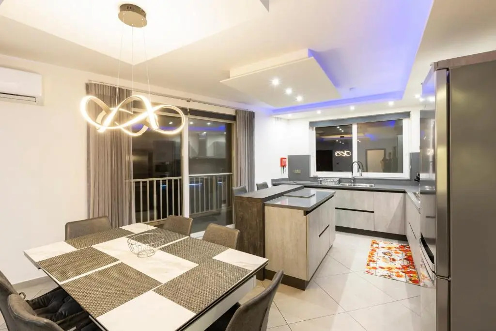 Brand NEW 3bed-hosted by Sweetstay