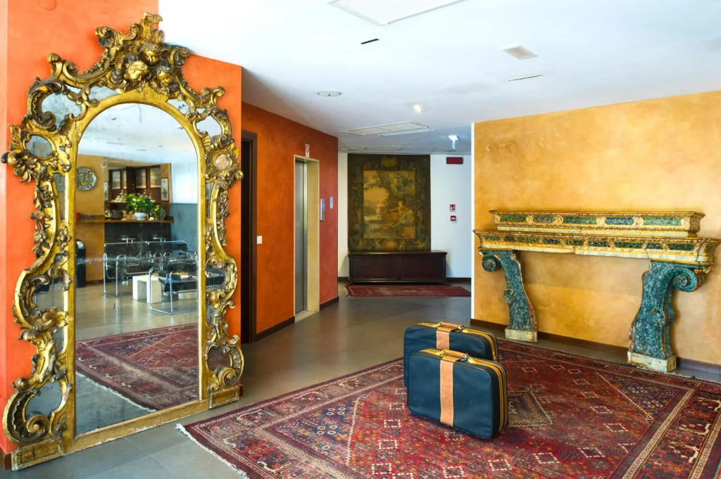 Hotel Ghironi