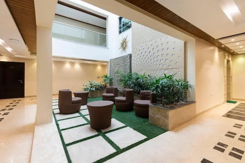 Capital O 16172 Hotel Radiant
