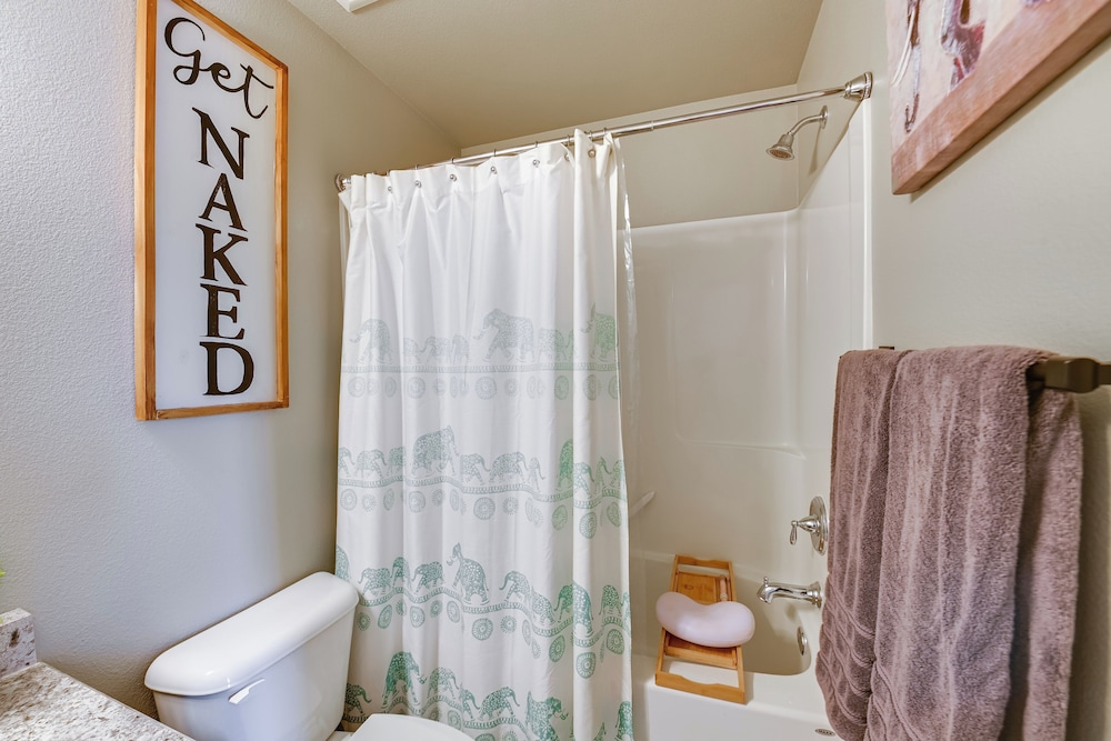 Coopers Cottage~ River Views+pet Friendly