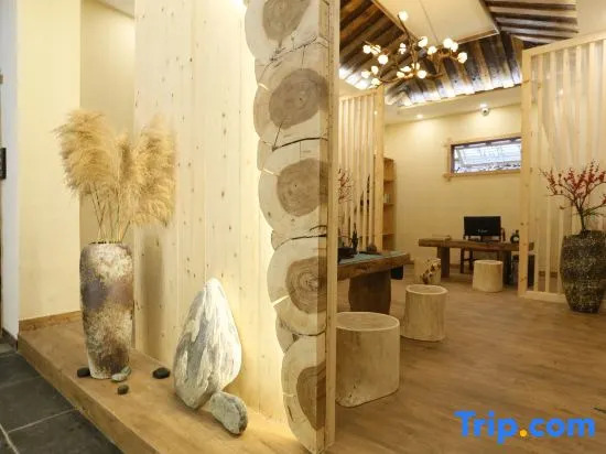 Yili Yunshan Hot Spring Guesthouse