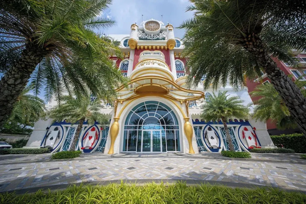 Wonderland Royal Mansions Ho Tram