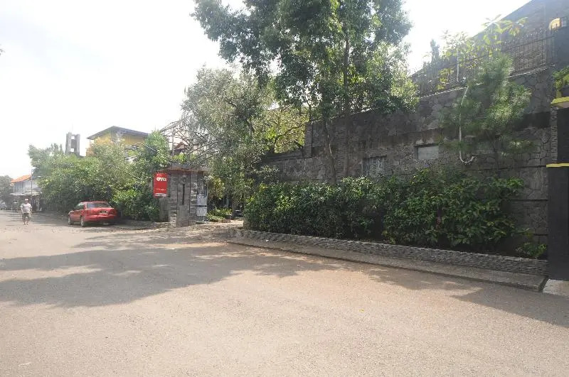 Urbanview Hotel Villa Surya Bandung