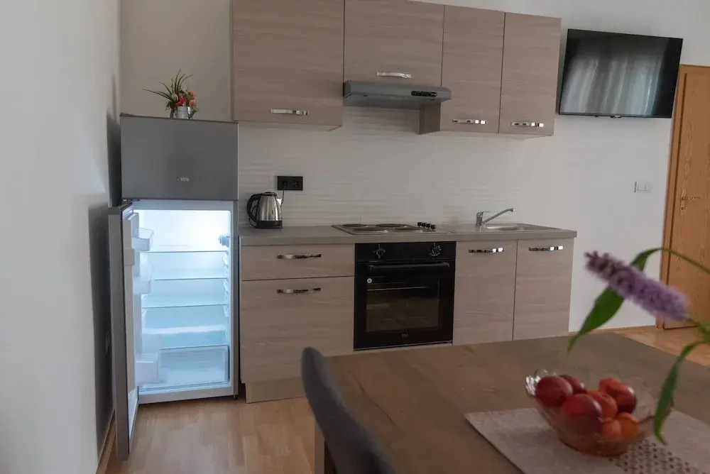 Kastel Gomilica Cozy and Stylish Apartments near the Sea