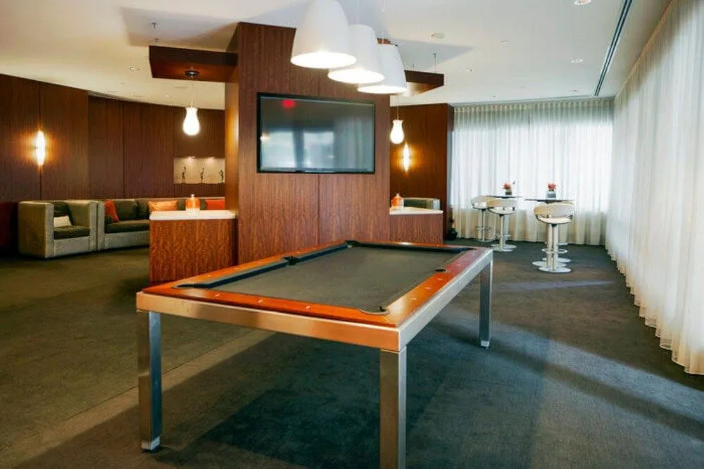 Bluebird Suites near National Airport