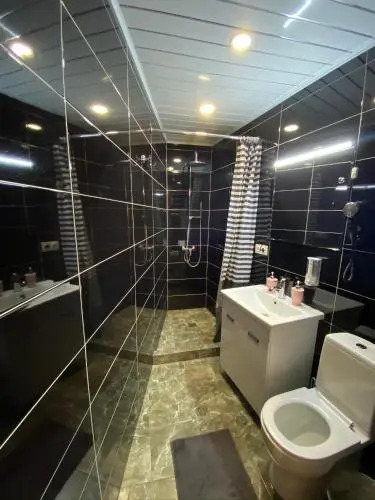 CM's Hotel