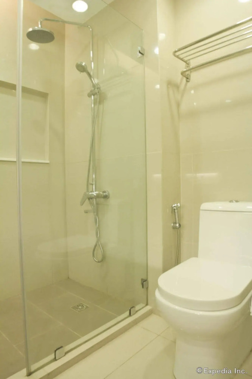 Imperial Palace Suites