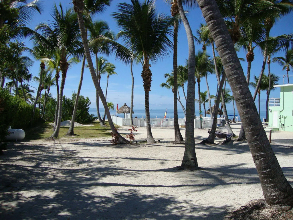 Drop Anchor Resort & Marina