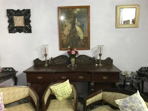 Moonwind-Vintage Bungalow
