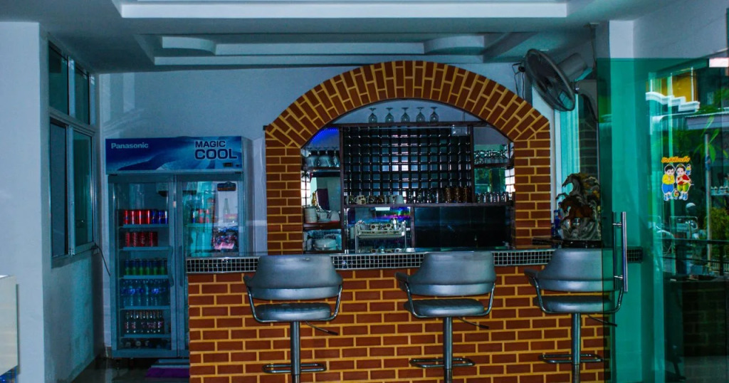 W-9 Hotel
