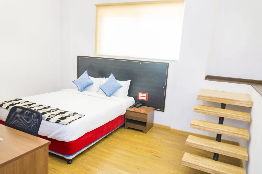 Roo Luxury Boutique Hotel by OYO Rooms