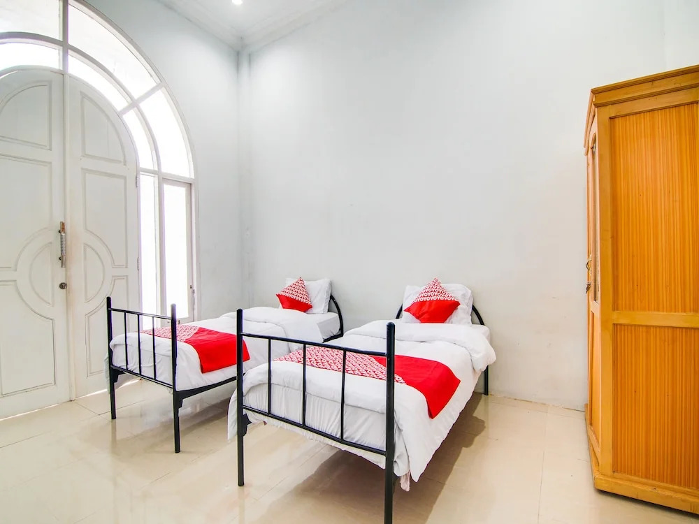 OYO 91514 Gedung Putih Inn Syariah