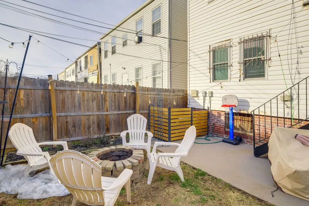 Fire Pit & Yard! Modern DC Unit Near H Street