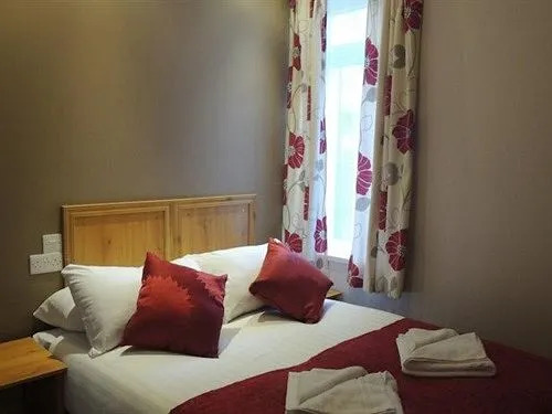 White House Hotel