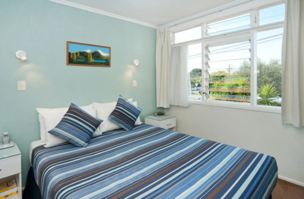 Aarangi Motel
