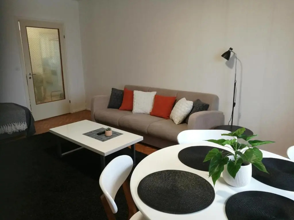 StarHomes City Apartment 2