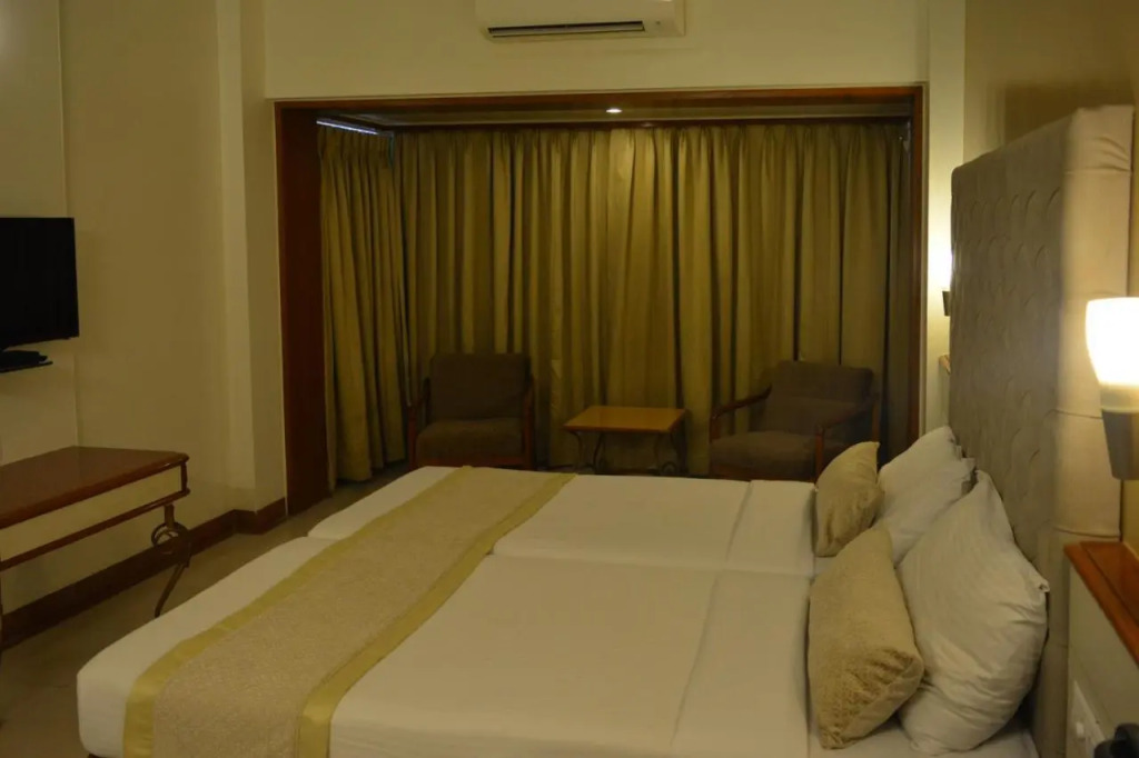 Hotel Shree Panchratna Pune