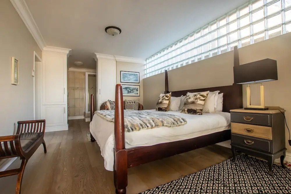 Duttons Cove Guest House