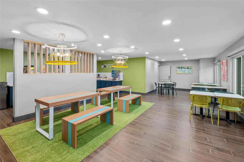 Spark by Hilton Brunswick