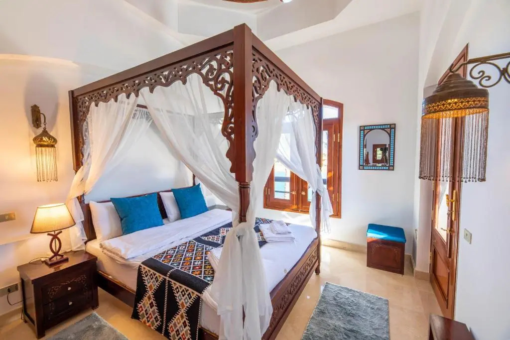 Charming Lagoon Villa with pool Egyptian Style -Sabina 117