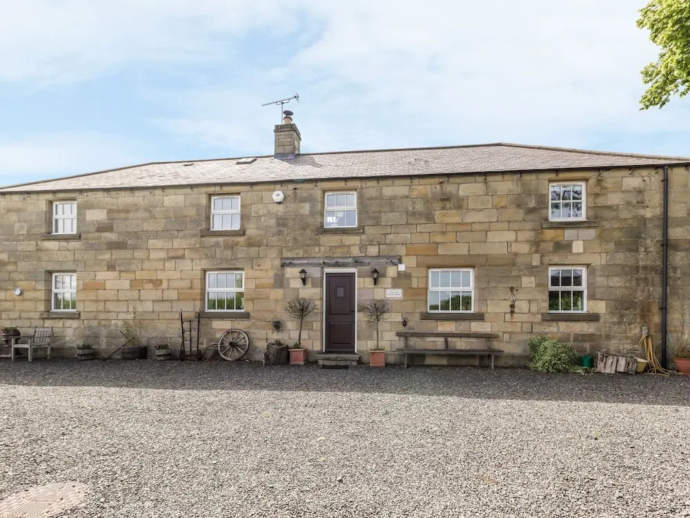Coach House B & B