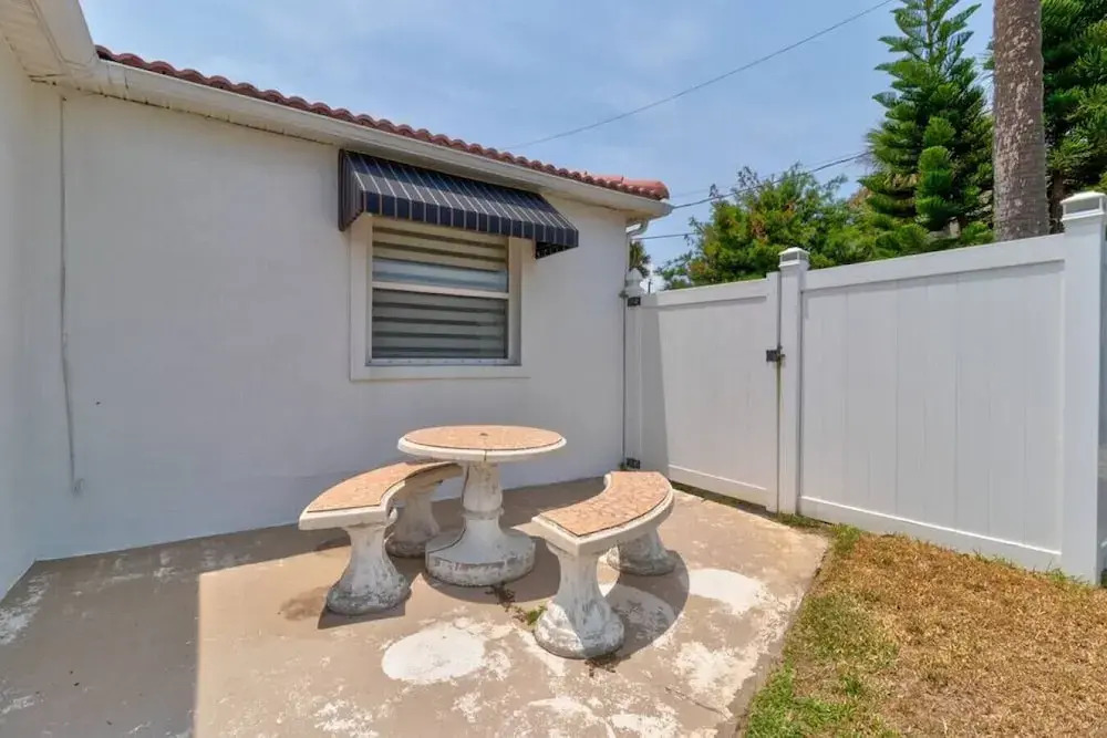 3 Bedroom 2 Bath Pet Friendly Ocean View 4 Houses From Beach
