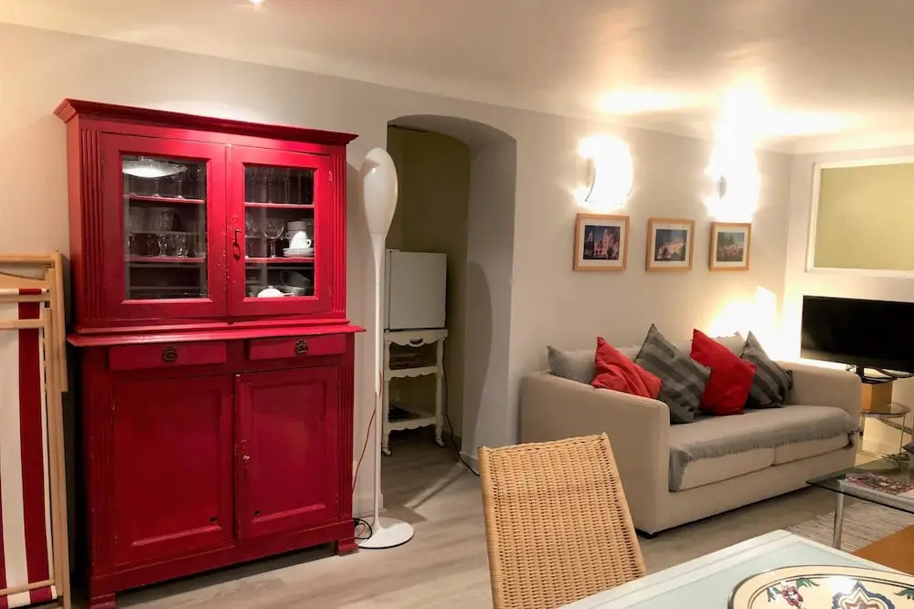 3P en rez de jardin d'un maison bourgeoise