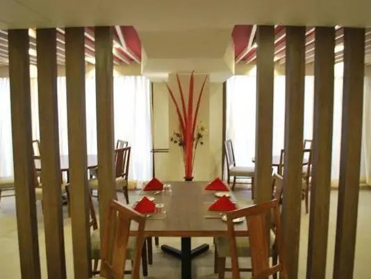 Hotel Dhans