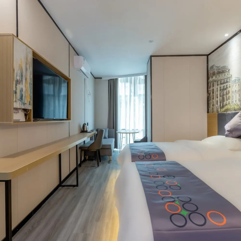 Yimi Hotel Wuyang New Town
