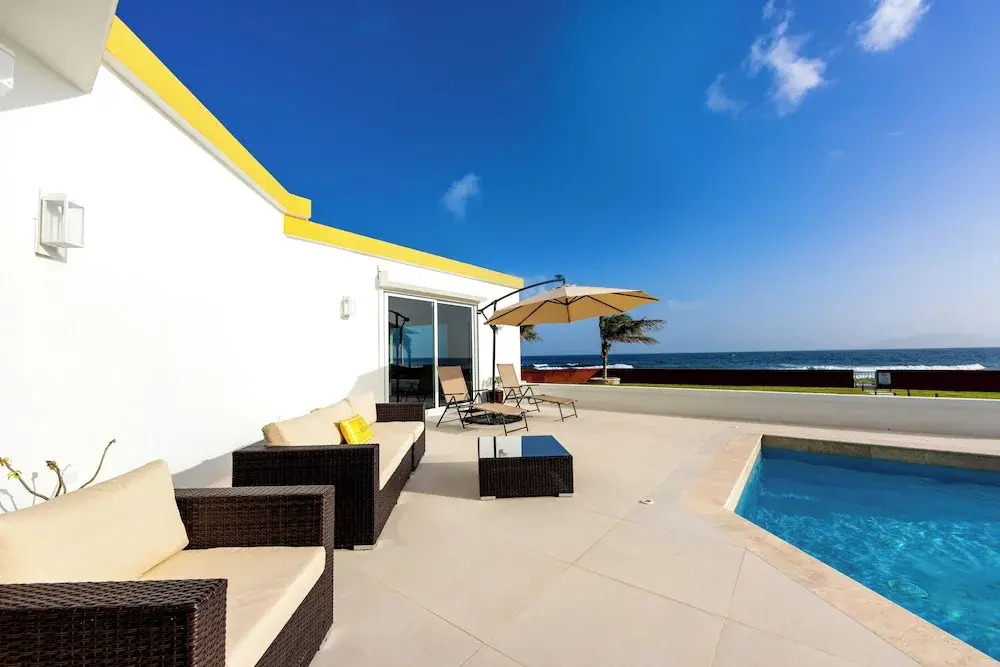 4-bed Villa, Pool, Parking