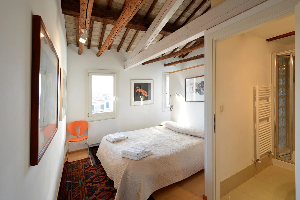 TERRACE!, TERRACE 360' STYLISH, 3bed, aircond wifi