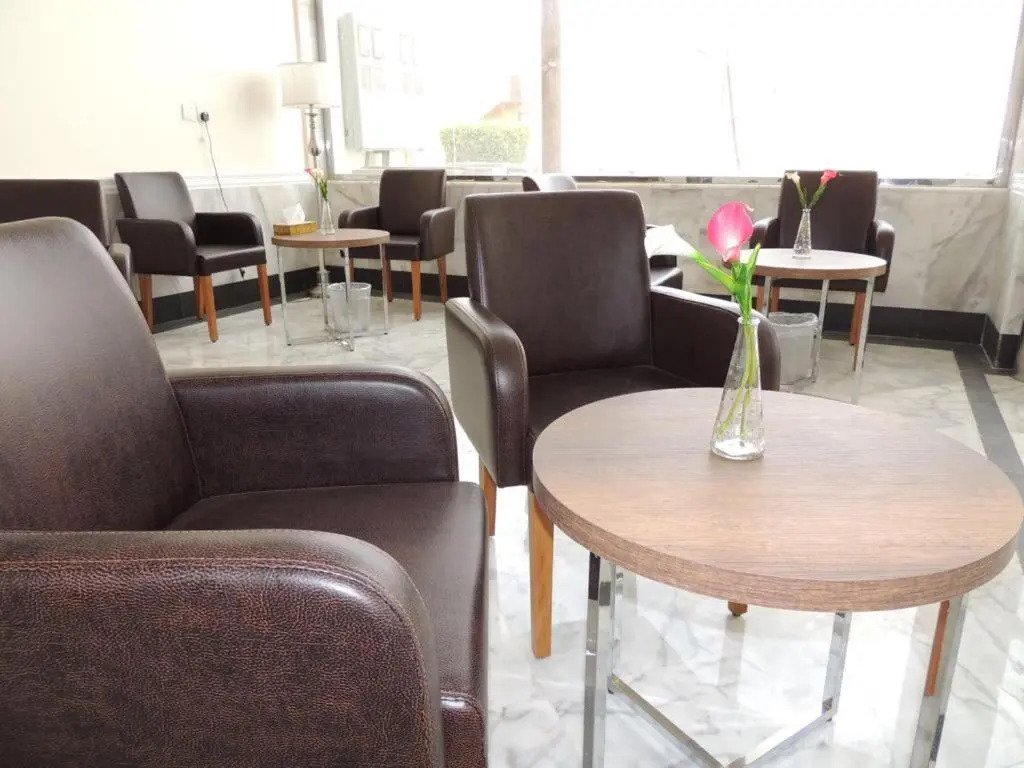 Golden square قولدن سكوير