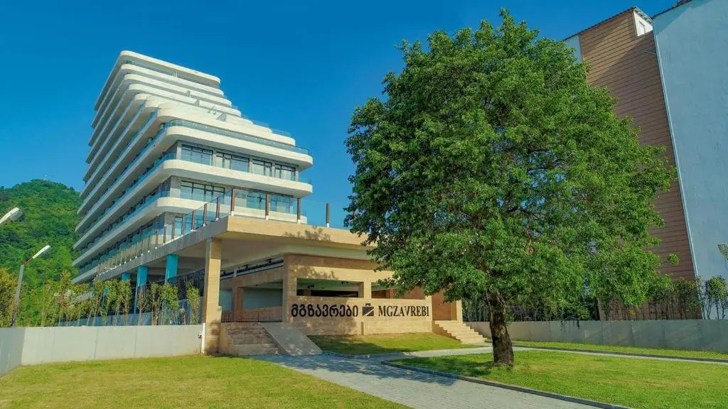 Aparthotel 20M from the Black Sea in Gonio, mgzavrebi IV