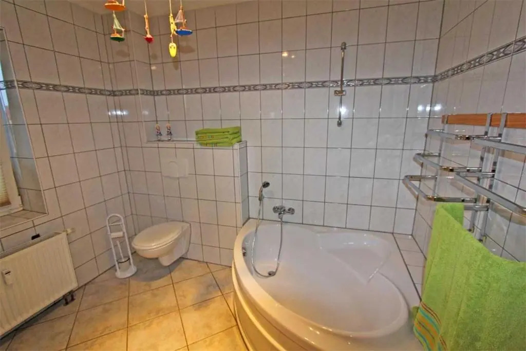 Ferienwohnungen Qualzow SEE 8420