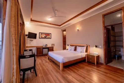 Pine Drive Resort