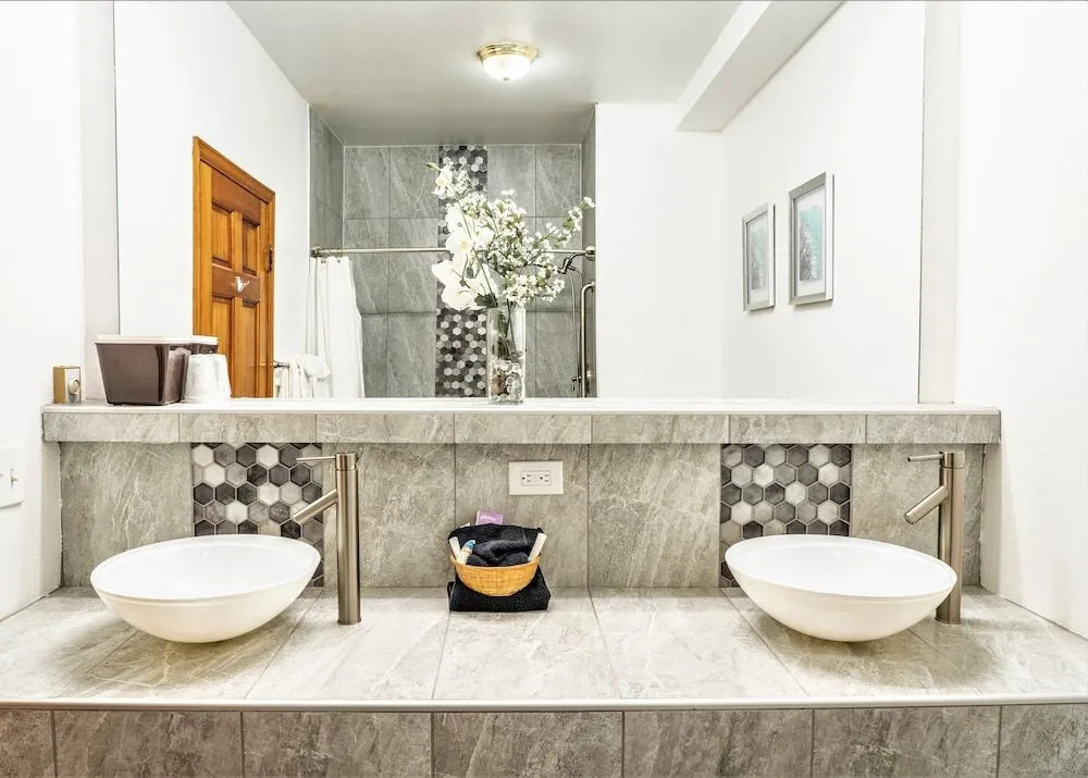 JC Suites