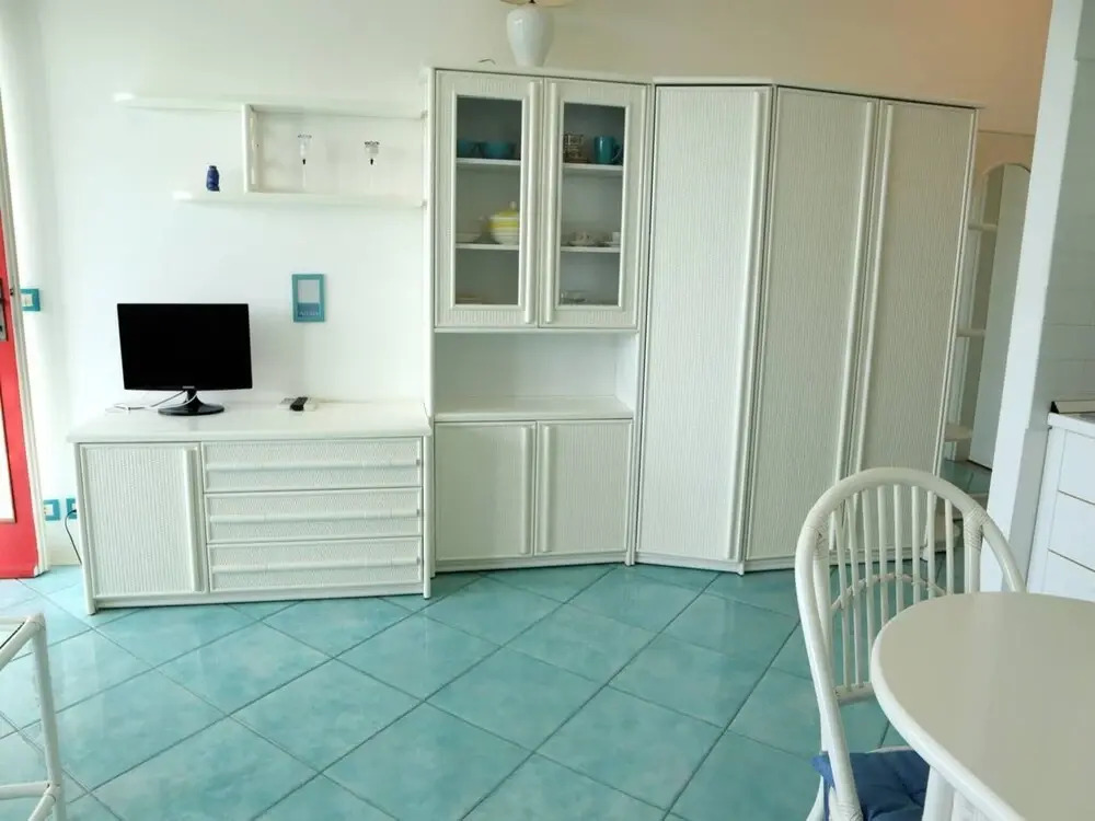 Very Nice Studio with Seaview Terrace Close to the Beach