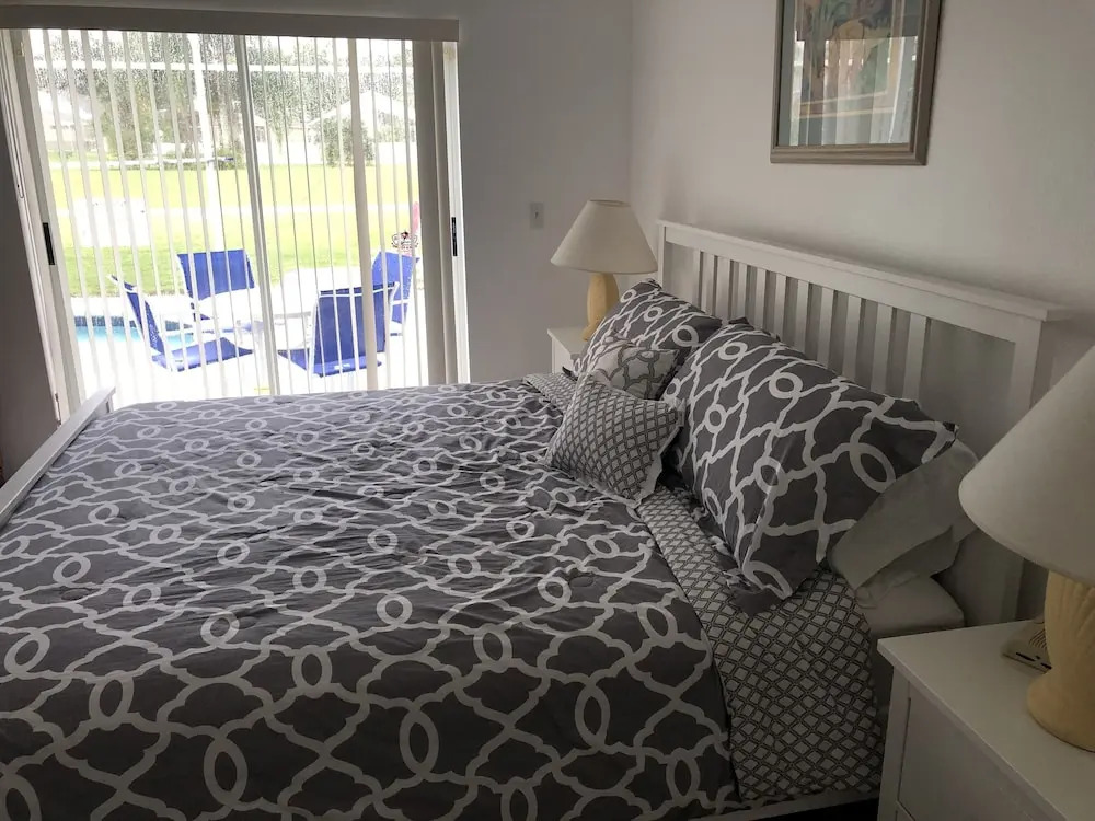 Lovely 4 Bed Home with Private Pool in Disney Area (WN326BL)