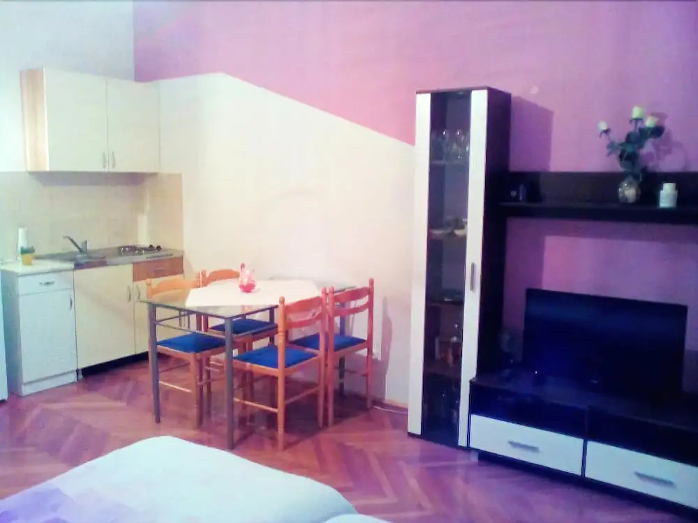Apartments Jasenka