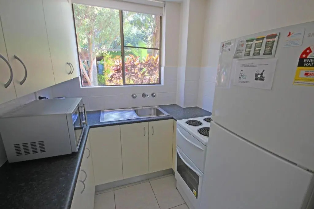 Dunes Holiday Apartments Unit 1