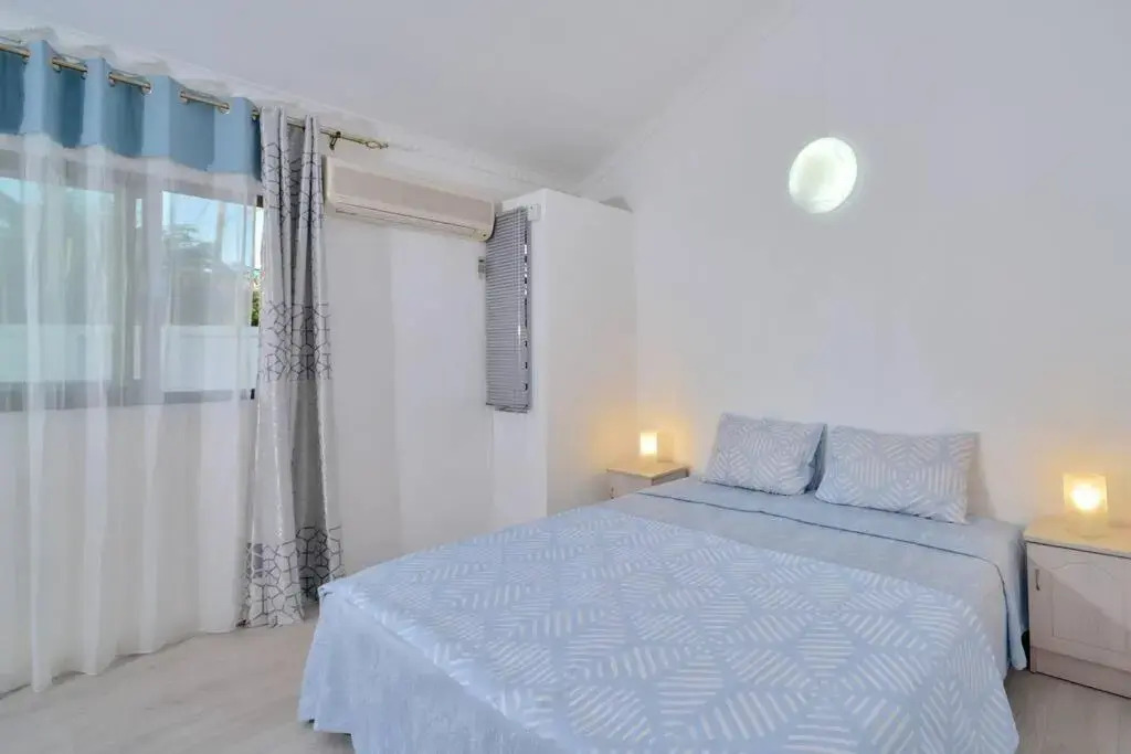 Côte Ouest - VUE IMPRENABLE SUR LA MER - VILLA BELIFAGE BLEUE avec Piscine Privative